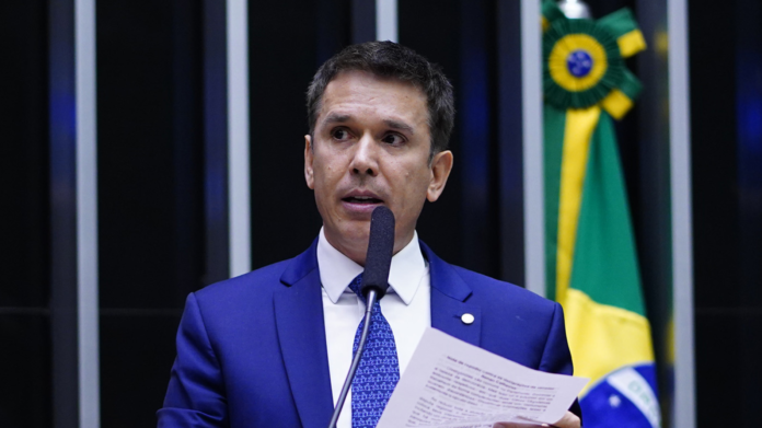 À CNN, deputado autor do Perse diz que reunião com Haddad e Lira em fevereiro discutirá volta de impostos ao setor de eventos
