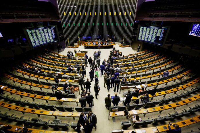 Mais de 300 parlamentares assinam manifesto em defesa do Perse, diz Abrape